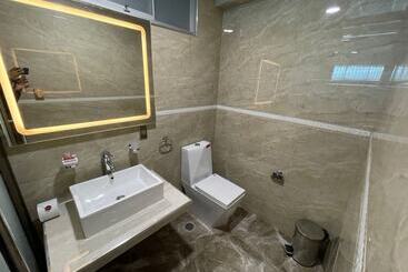 هتل Shullkas Suites