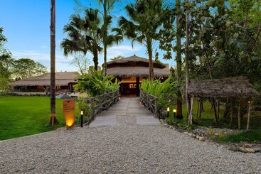 هتل Tigerland Safari   A Lemon Tree Resort