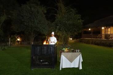 هتل Tigerland Safari   A Lemon Tree Resort