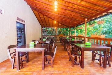 هتل Tropical San Jeronimo