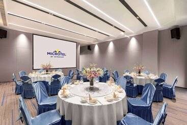 Microtel By Wyndham Xishuangbanna Mengle