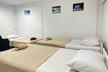 پانسیون Bangsit Guesthouse