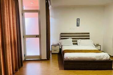 پانسیون Goza Guest House