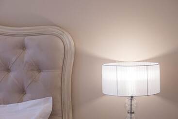 پانسیون Vk Luxury Suites   Private Parking   Adults Only
