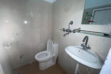 پانسیون Yuriko Guest House