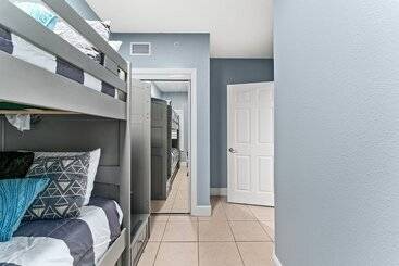 Shoreline Serenity By Avantstay Beachfront + Views!