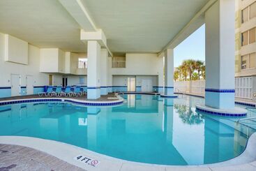Shoreline Serenity By Avantstay Beachfront + Views!