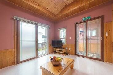 Skystarsea Pension