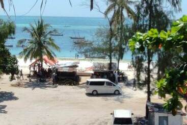 Aurora Beach Hotel Nungwi