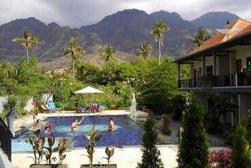 Avana Hotel & Dive Center Pemuteran