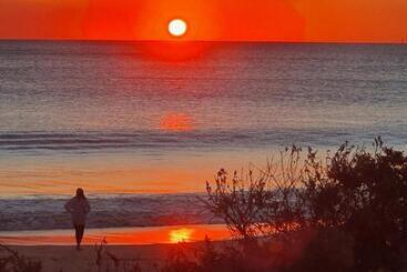 Coastal Salty Air 2bedrm 2bath W Ocean Views!