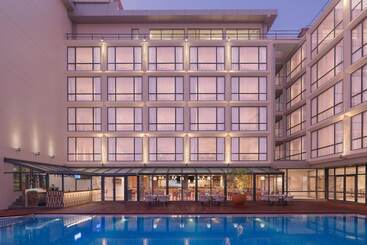 هتل Courtyard By Marriott Goa Colva