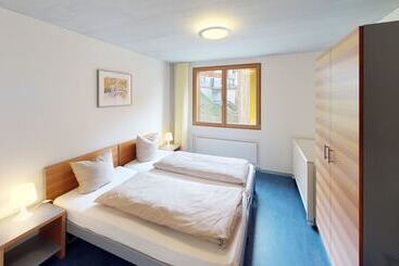 ホテル Reka-feriendorf Disentis