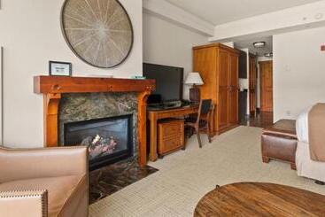 استراحتگاه 319 Lodge At Spruce Peak Ski In Ski In Ski Out King Studio