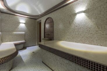 تختخواب و صبحانه Aqua
