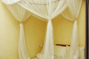 Briston Hotel   Serengeti