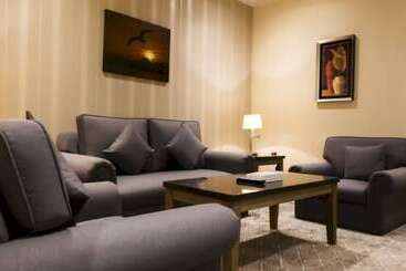 هتل Capital O 126 Manama Tower