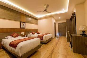 هتل Pujan Pvt.ltd