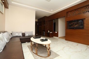هتل Pujan Pvt.ltd