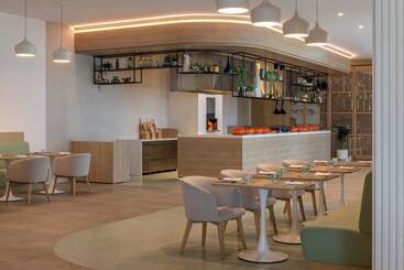 هتل Staybridge Suites Dubai Business Bay An Ihg