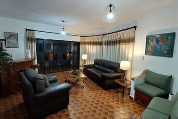 پانسیون Casa Chanito
