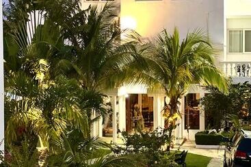 استراحتگاه Casablanca