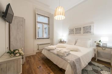 تختخواب و صبحانه Lisbon Inn Lapa