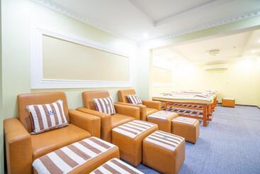 Le Indochina Hotel & Beach Da Nang City