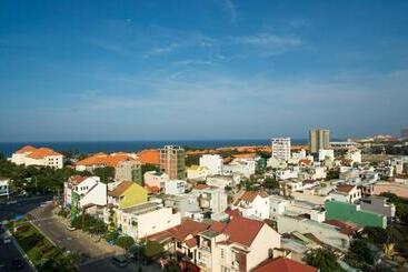 Le Indochina Hotel & Beach Da Nang City
