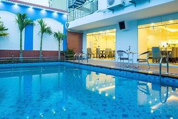 Le Indochina Hotel & Beach Da Nang City