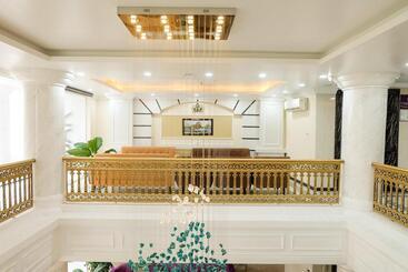 Le Indochina Hotel & Beach Da Nang City
