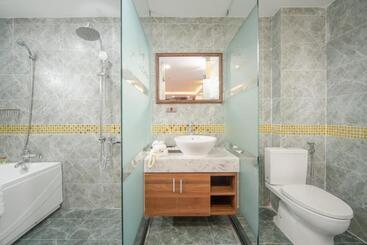 Le Indochina Hotel & Beach Da Nang City