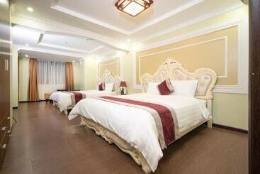 Le Indochina Hotel & Beach Da Nang City