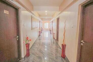 هتل Parkview Residency