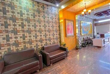 هتل Parkview Residency