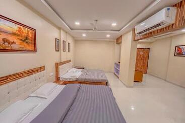 هتل Parkview Residency
