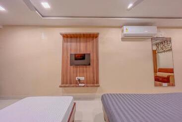 هتل Parkview Residency