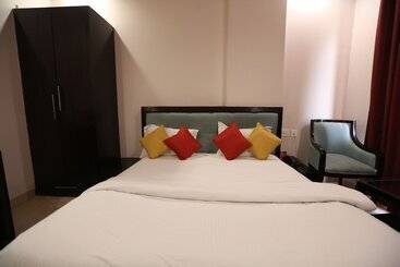 Royal Park Hotels & Resorts, Ghaziabad
