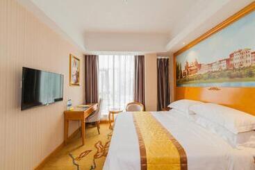 Vienna 3 Best Hotel Fuzhou Fuma Road Ziyang