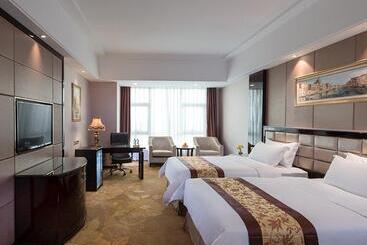 Vienna International Hotel Guangdong Zhongshanbei Station