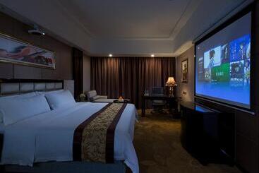 Vienna International Hotel Guangdong Zhongshanbei Station