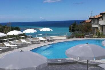 تختخواب و صبحانه Borgo Degli Dei  Affittacamere Poseidone