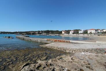 هتل La Marinella