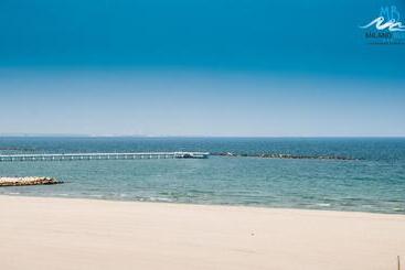 هتل Milano Blue Mamaia