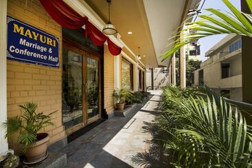 호텔 Oyo Rooms Near Dilsukh Nagar Bus Stop