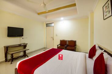 호텔 Oyo Rooms Near Dilsukh Nagar Bus Stop