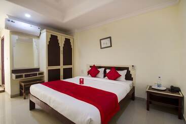 호텔 Oyo Rooms Near Dilsukh Nagar Bus Stop