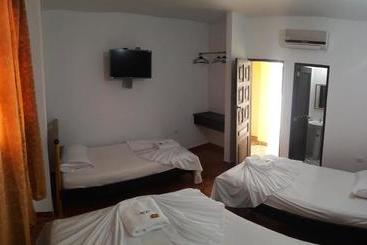 هتل Ayenda 1305 Retro