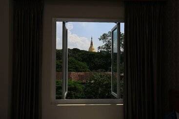 هتل Shwe Yee
