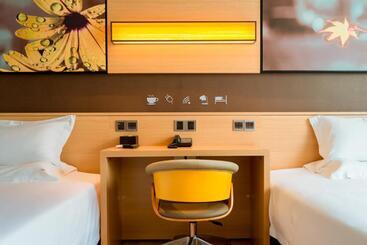 Iu Hotel Chizhou Xiushanmen